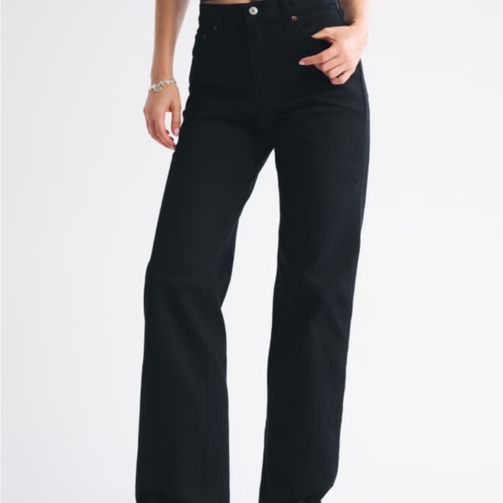 A&F High Rise 90s Relaxed Jean EUC only washed and worn once
